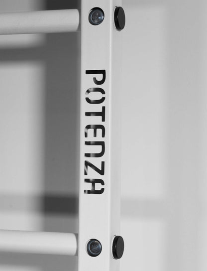 Détail du profilé acier de l'espalier étroit blanc